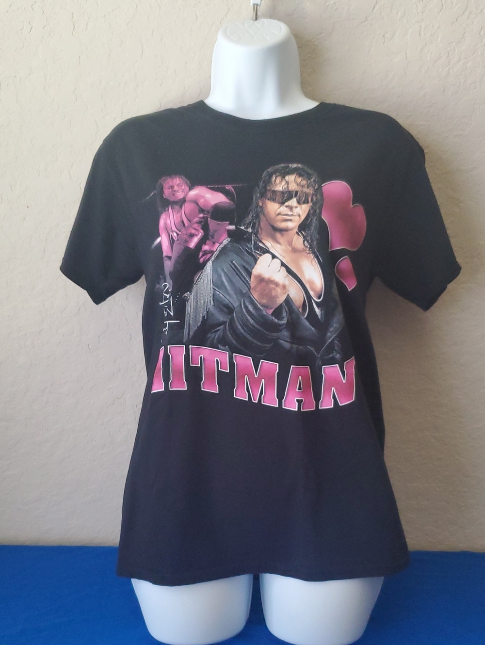 WWE Bret Hart T Shirt Small Black Pink Hitman Wrestling Graphic Tee
